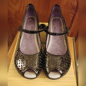 Women's black patent peep-toe shoes 8.5 US